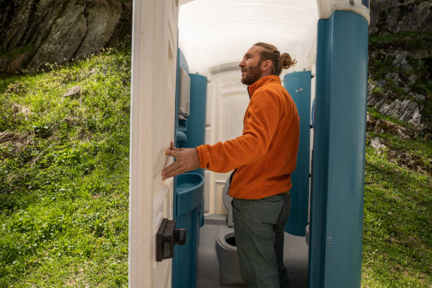 Best Affordable portable toilet rental  in Veedersburg, IN