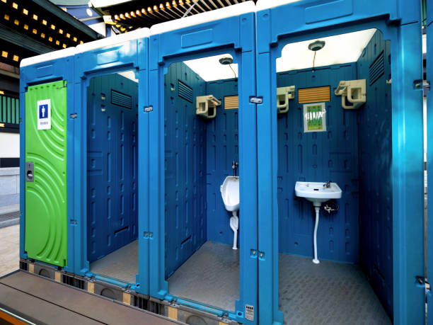 Best Luxury portable toilet rental  in Veedersburg, IN